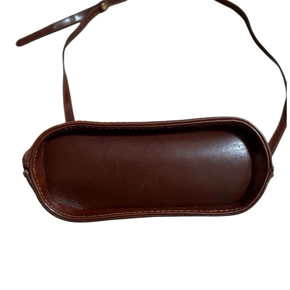 Vintage pelle brown leather dome shaped crossbody bag